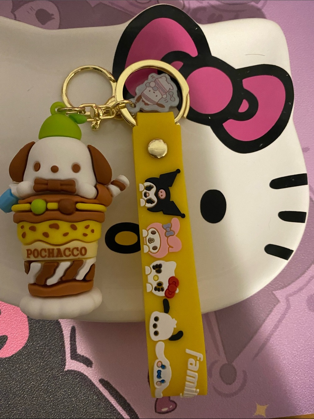 NWOT Doggy Ice Cream Keychain 💛🤎